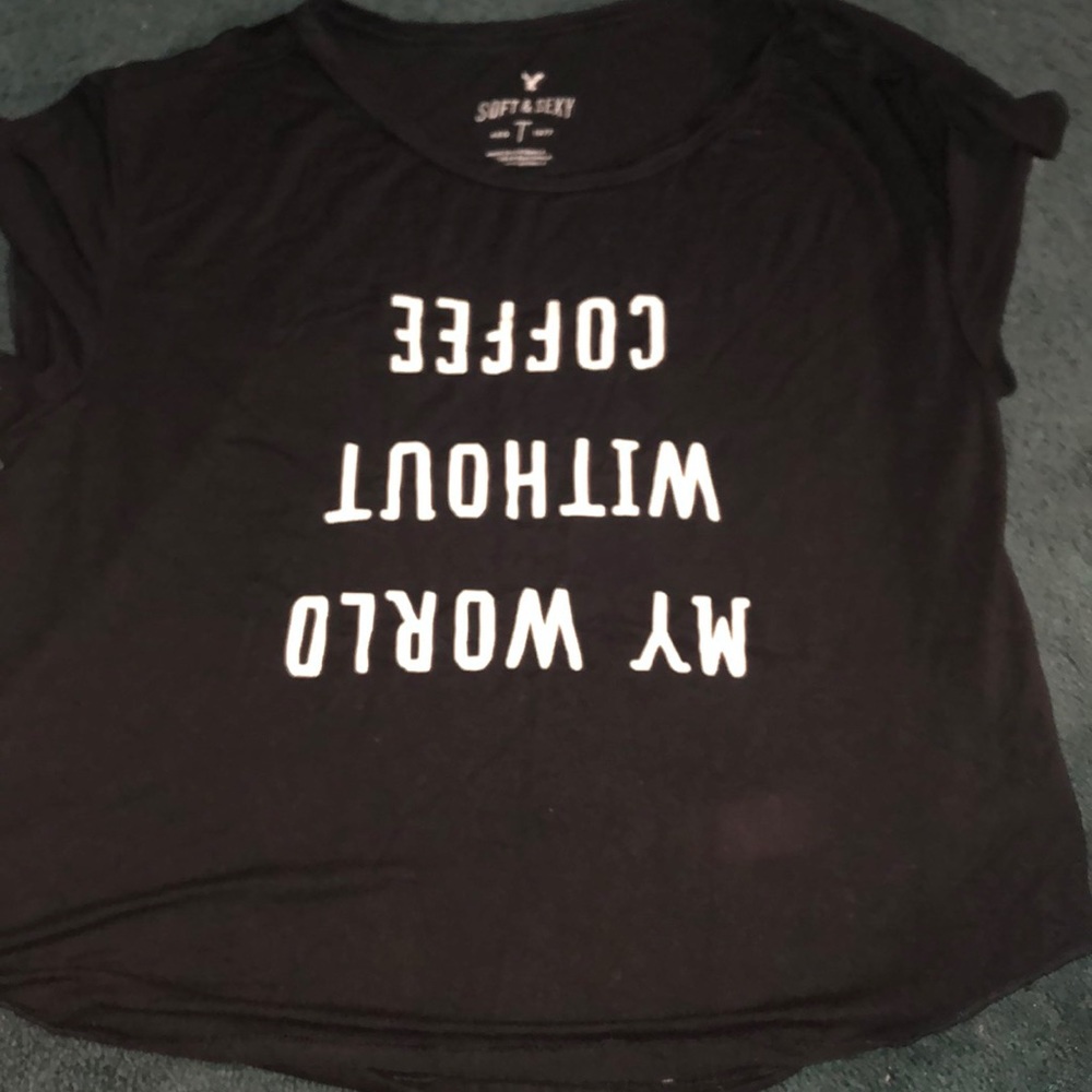 Soft and sexy American eagle t-shirt